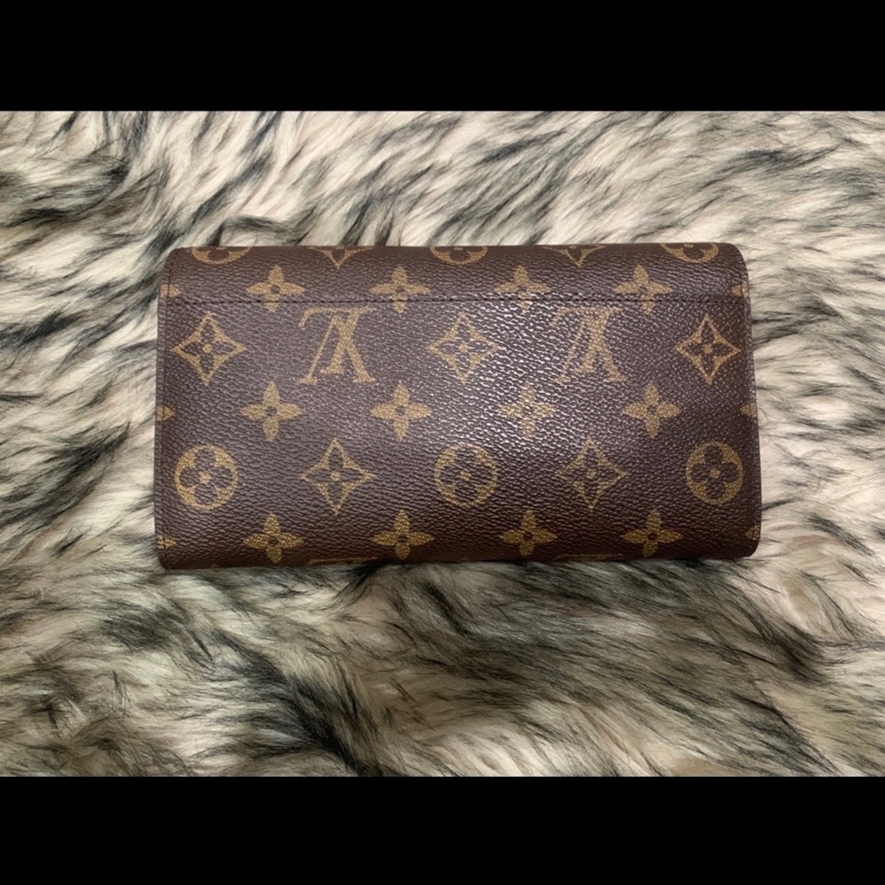 Wallets - Picture 2 of 3